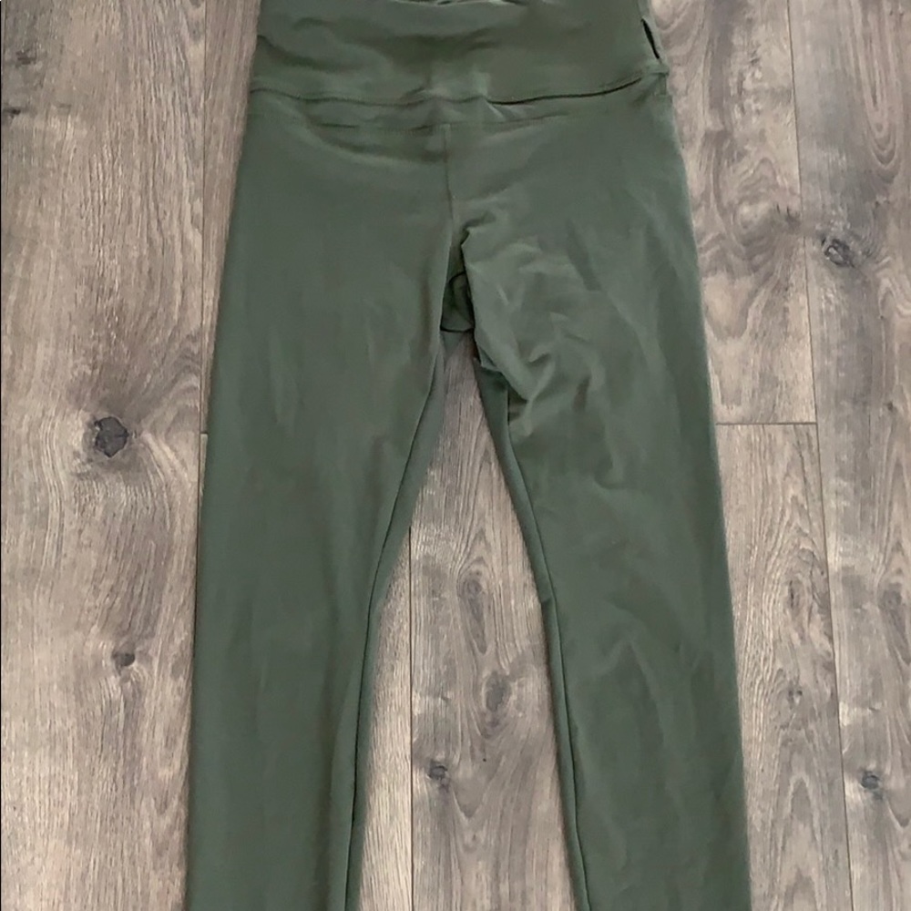 Forever 21 olive green leggings. XS